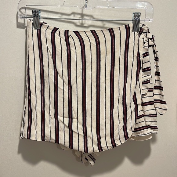 Privacy Please Emory Striped Skort XS Faux Wrap Skirt - Picture 4 of 8